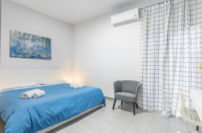 Гостиница   Elegant Urban Oasis: Bright Apartment in Catania, Катания